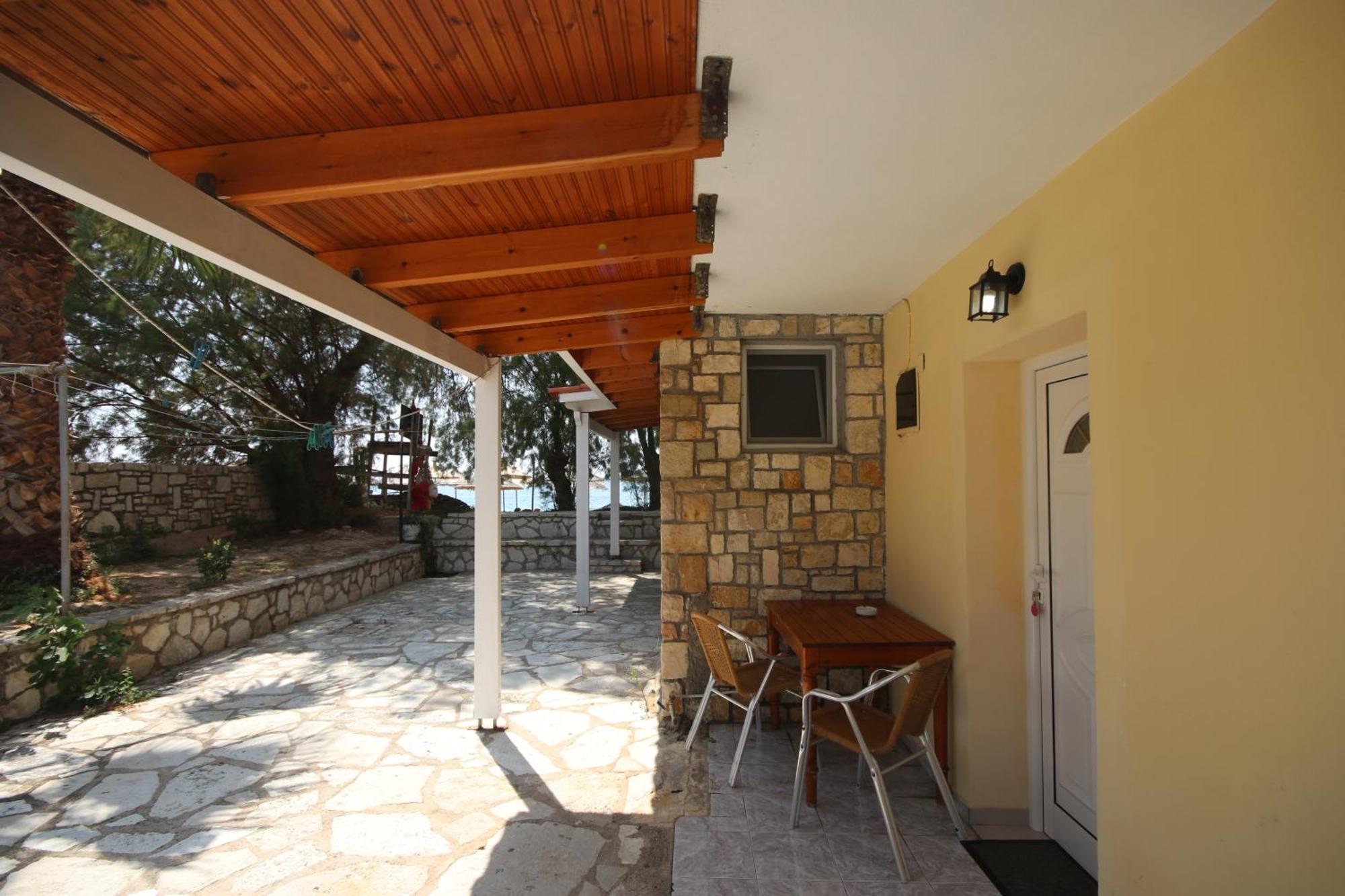 Hotel Potami Beach - Mondi Goro Himare Exterior foto
